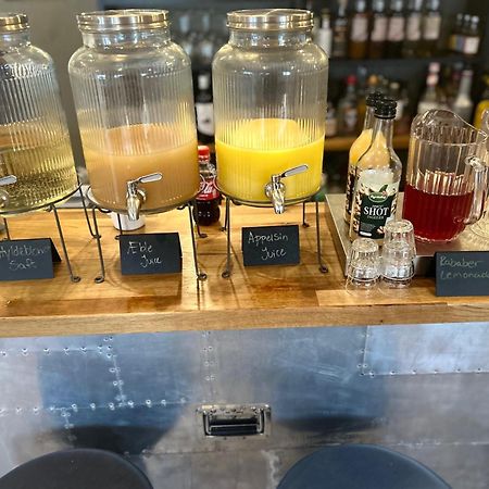 B & B Godstrup - Cafe Og Restaurant Den Gamle Stald Herning Ngoại thất bức ảnh
