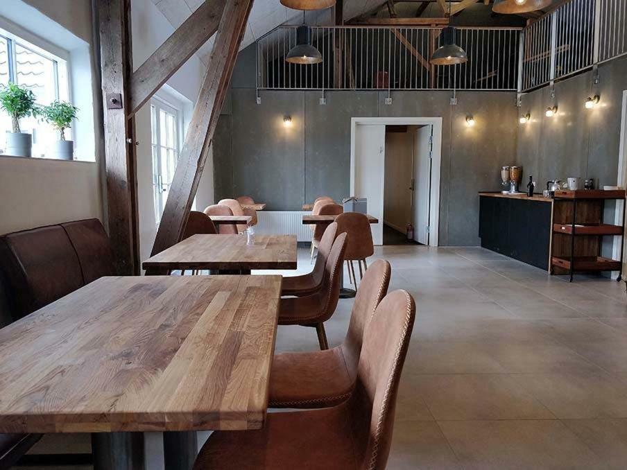 B & B Godstrup - Cafe Og Restaurant Den Gamle Stald Herning Ngoại thất bức ảnh